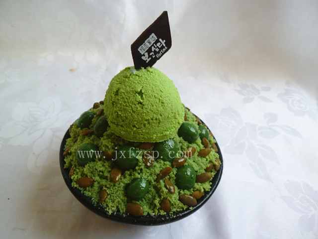 <b>样品菜 韩式抹茶雪冰小年糕</b>