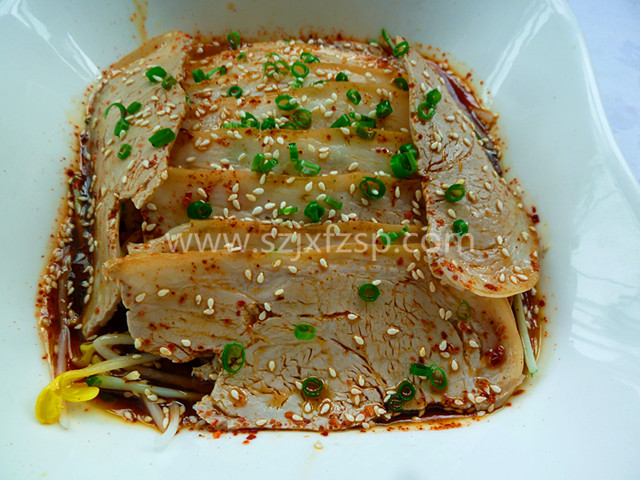 <b>食物仿真 蒜泥白肉</b>