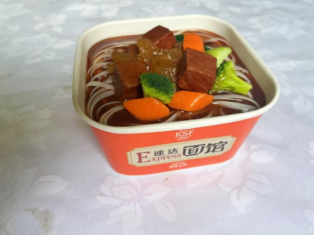 红烧牛腩方便面食品模型
