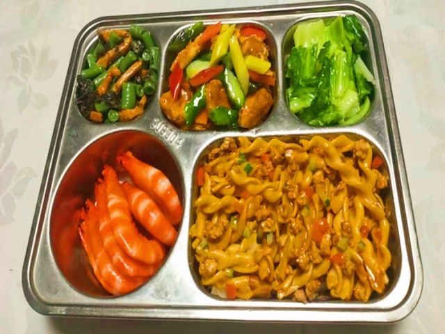 预制菜学生餐食物模型鲜虾意面模型